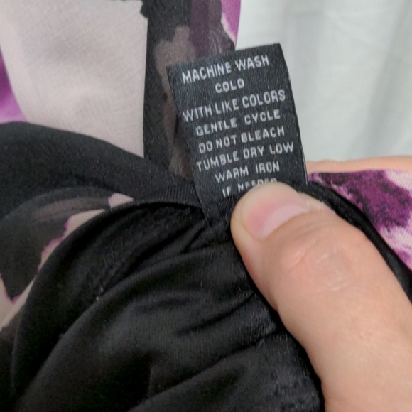 New York & company size small floral skirt - Picture 4 of 6